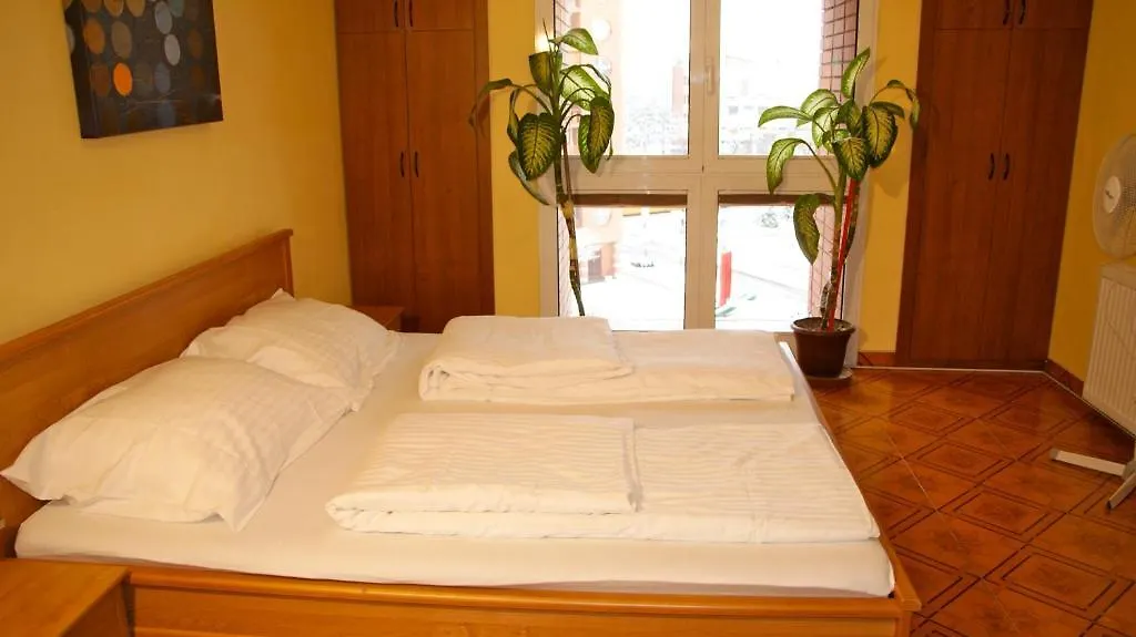 Orczy Apartman Budapest Apartment 0*,