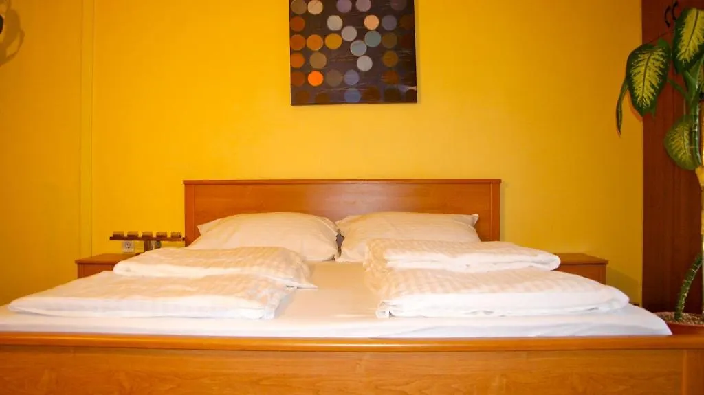 Orczy Apartman Budapest Apartment